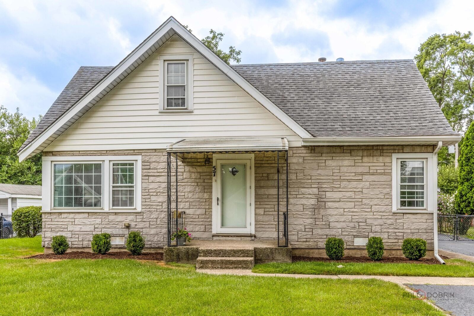 Property Photo:  57 Wagner Drive  IL 60164 