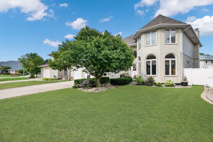 Property Photo:  10745 Lockwood Avenue  IL 60453 