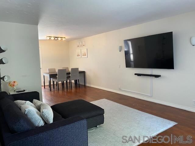 Property Photo:  6909 Park Mesa Way 131  CA 92111