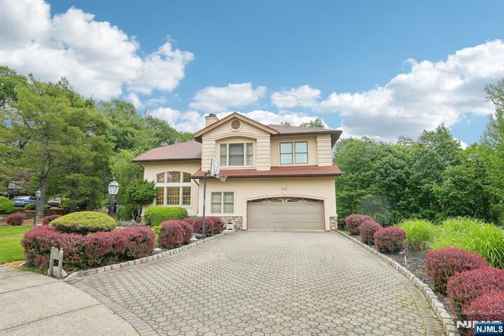 Property Photo:  45 Dykers Farm Road  NJ 07508 