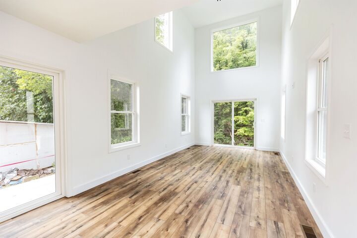 Property Photo: 27 Island Street NH 03086