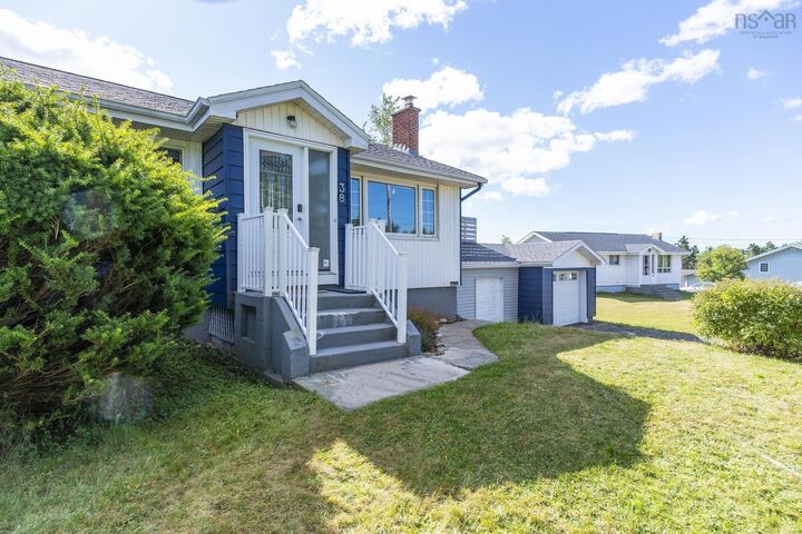 Property Photo:  38 Oceanlea Drive  NS B3G 1E4 