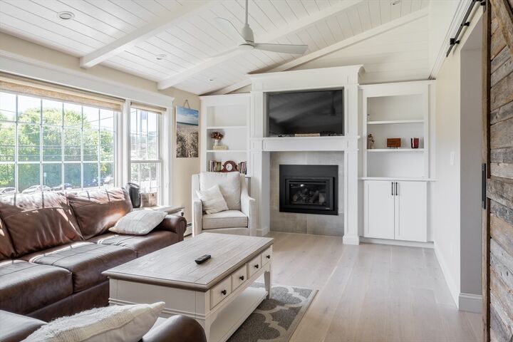 Property Photo:  85 Farm St  MA 01880 