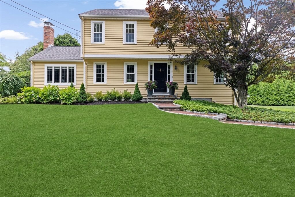 Property Photo:  3 Village Ln  MA 02043 