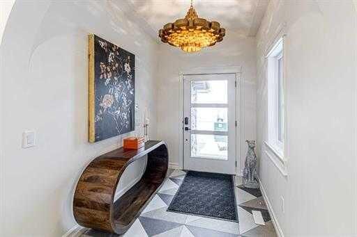 Property Photo:  356 Greenwich Drive NW  AB T3B 6P4 