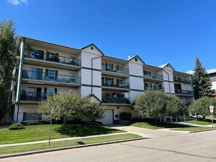 Photo de la propriété: 4614 47A Avenue 401 AB T4N 3R4