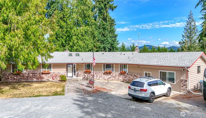 Property Photo: 16302 216th Street E WA 98338