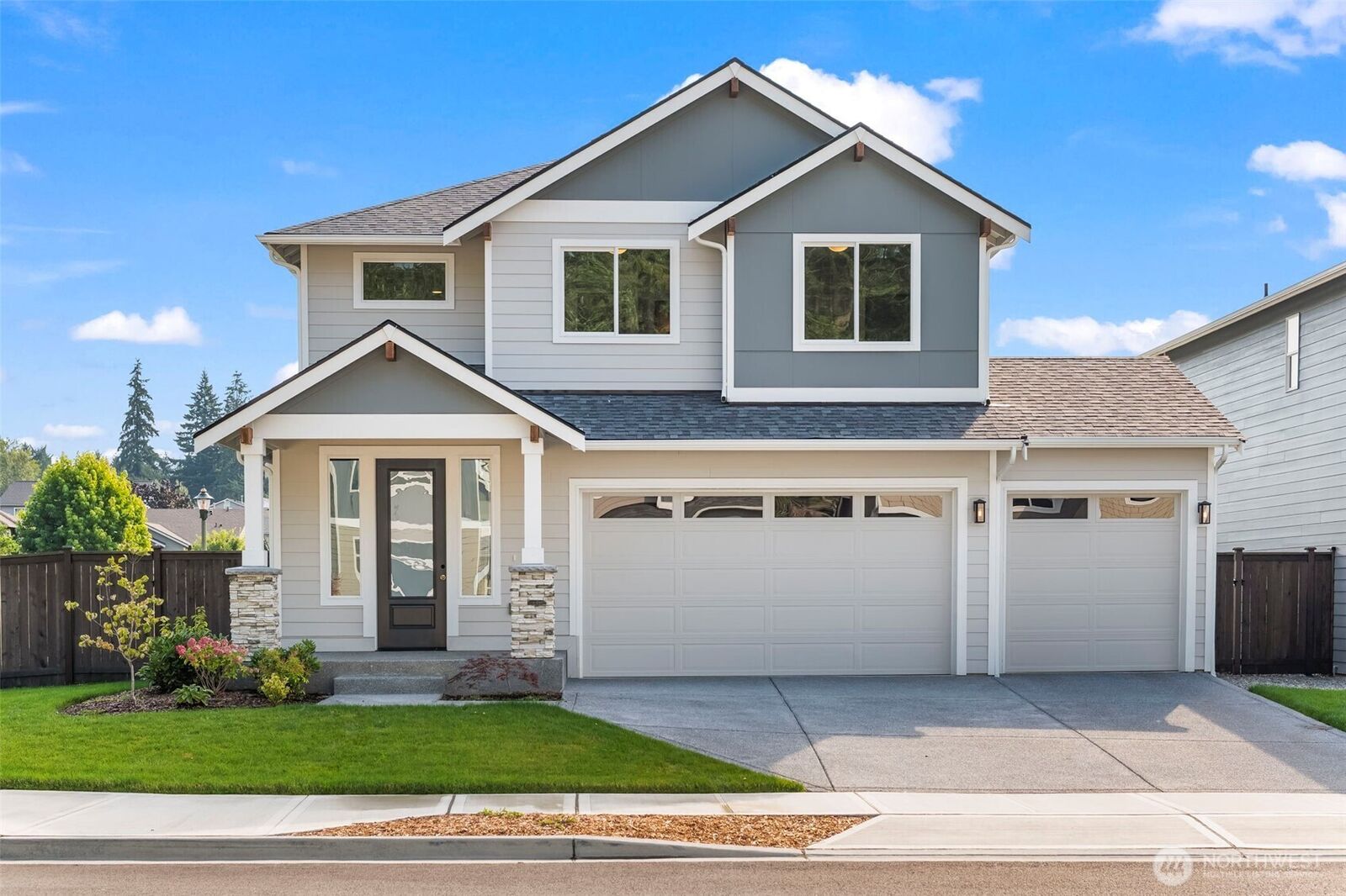 Property Photo: 17313 82nd Avenue Ct E WA 98375