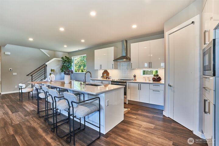Property Photo:  17614  142nd Avenue E 12  WA 98374 
