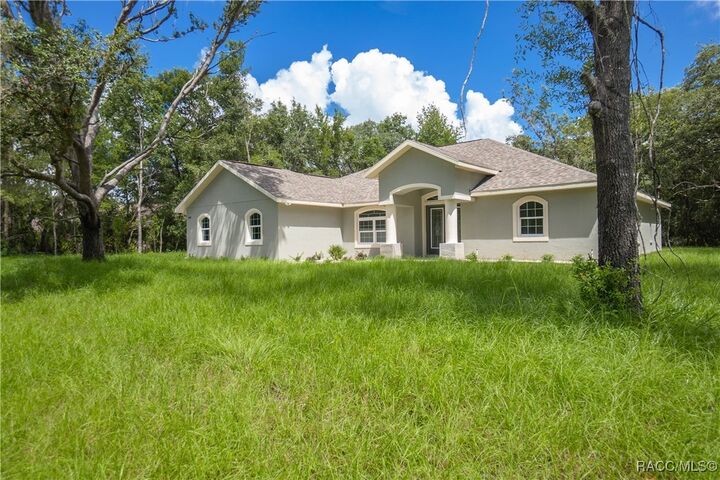 Property Photo:  399 W Massachusetts Street  FL 34442 
