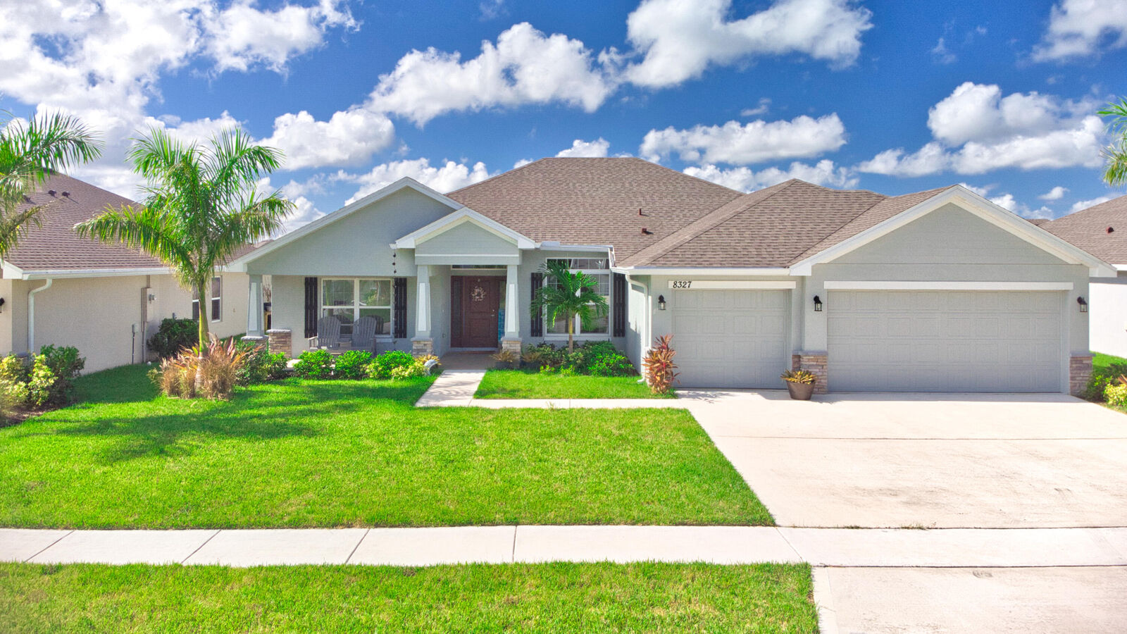 Property Photo: 8327 Amalfi Circle FL 34951