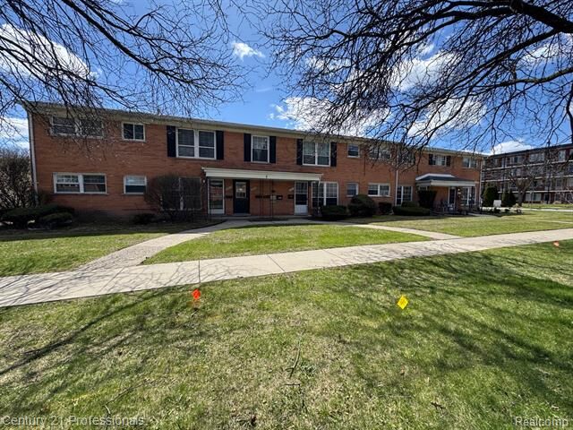 2817 W. 13 Mile Road 1  Royal Oak MI 48073 photo