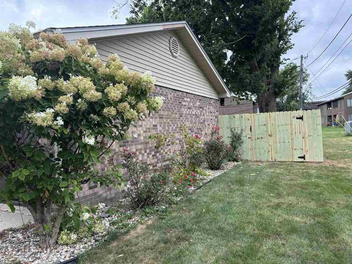 Property Photo: 501 W 37th Street IN 47331