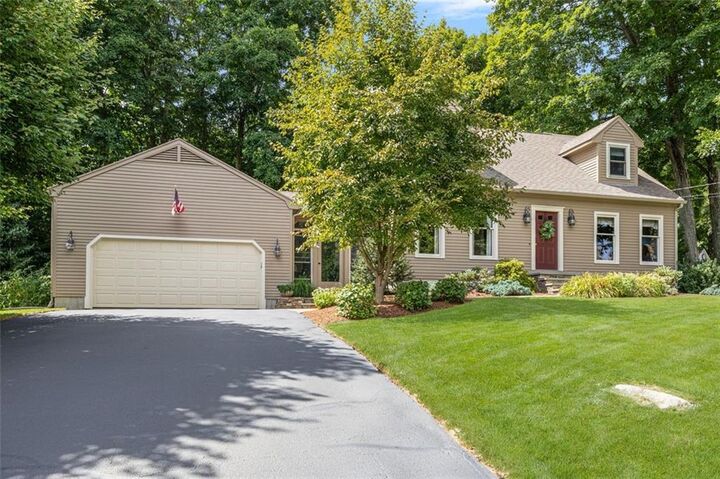 Property Photo:  5 Royal Court  RI 02864 