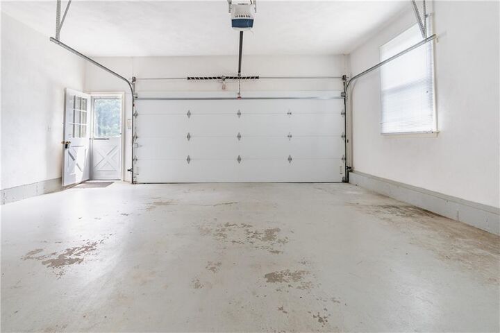 Property Photo:  190 Nanaquaket Road  RI 02878 