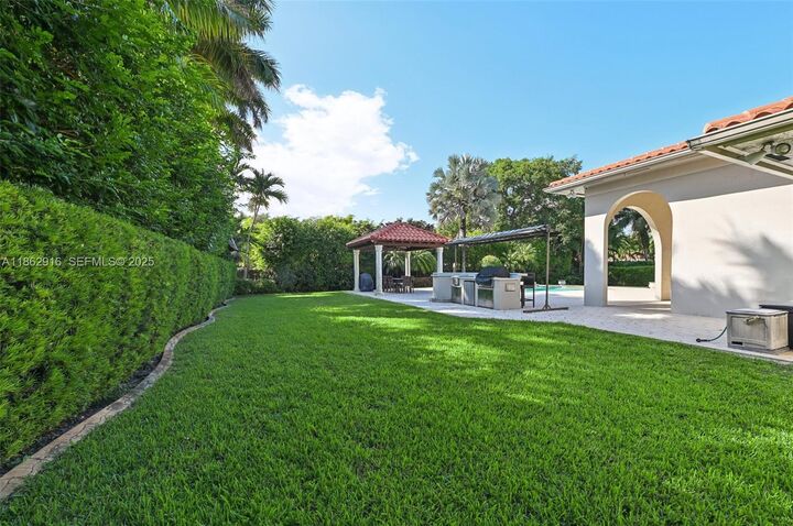 Property Photo: 8100 SW 179th St FL 33157