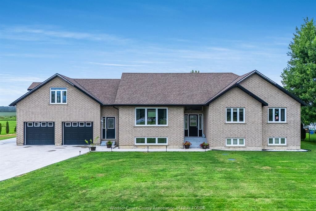 Property Photo: 833 Talbot Road East ON N0P 2P0