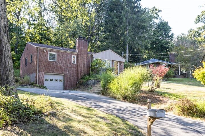 145 Oakhurst Road  O'Hara PA 15215 photo