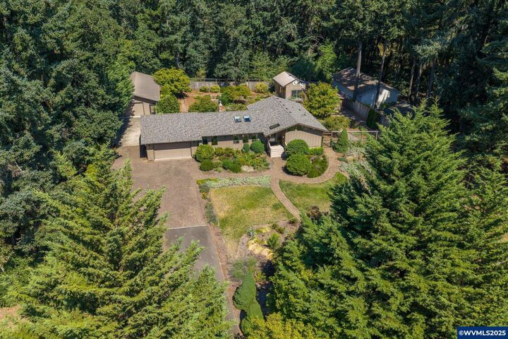 Property Photo:  2941 Inland Dr S  OR 97302 