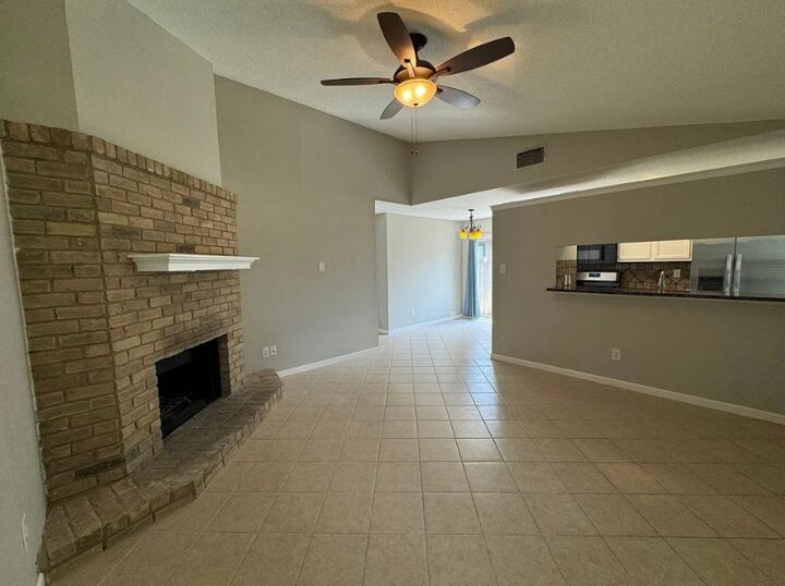 Property Photo: 215 Greenlawn Boulevard TX 78664