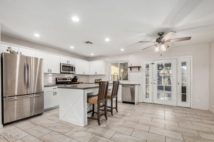 Property Photo: 3226 E Enid Avenue AZ 85204