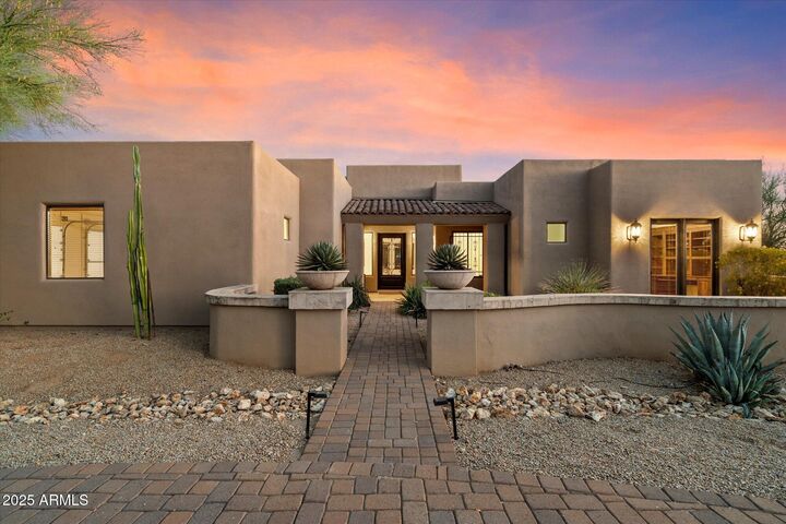 Property Photo:  26615 N 71st Place  AZ 85266 