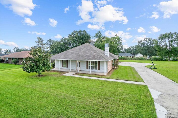 Property Photo: 37189 Miller St LA 70769