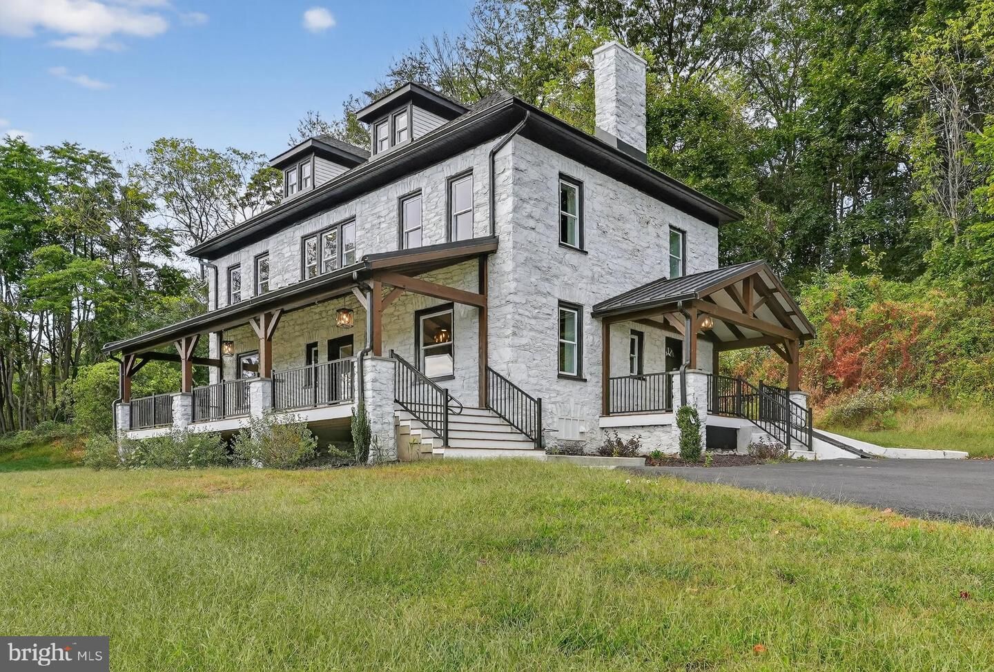Property Photo:  1265 W Baltimore Pike  PA 19374 