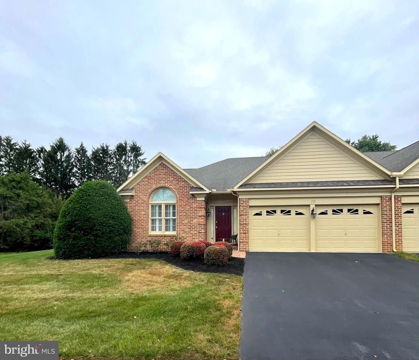 Property Photo: 29 Almond Drive PA 17033