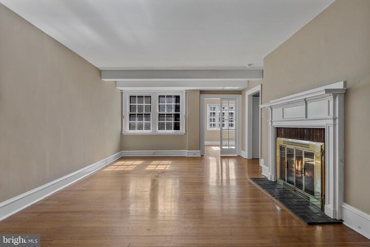 Property Photo: 415 City Avenue H-2 PA 19066