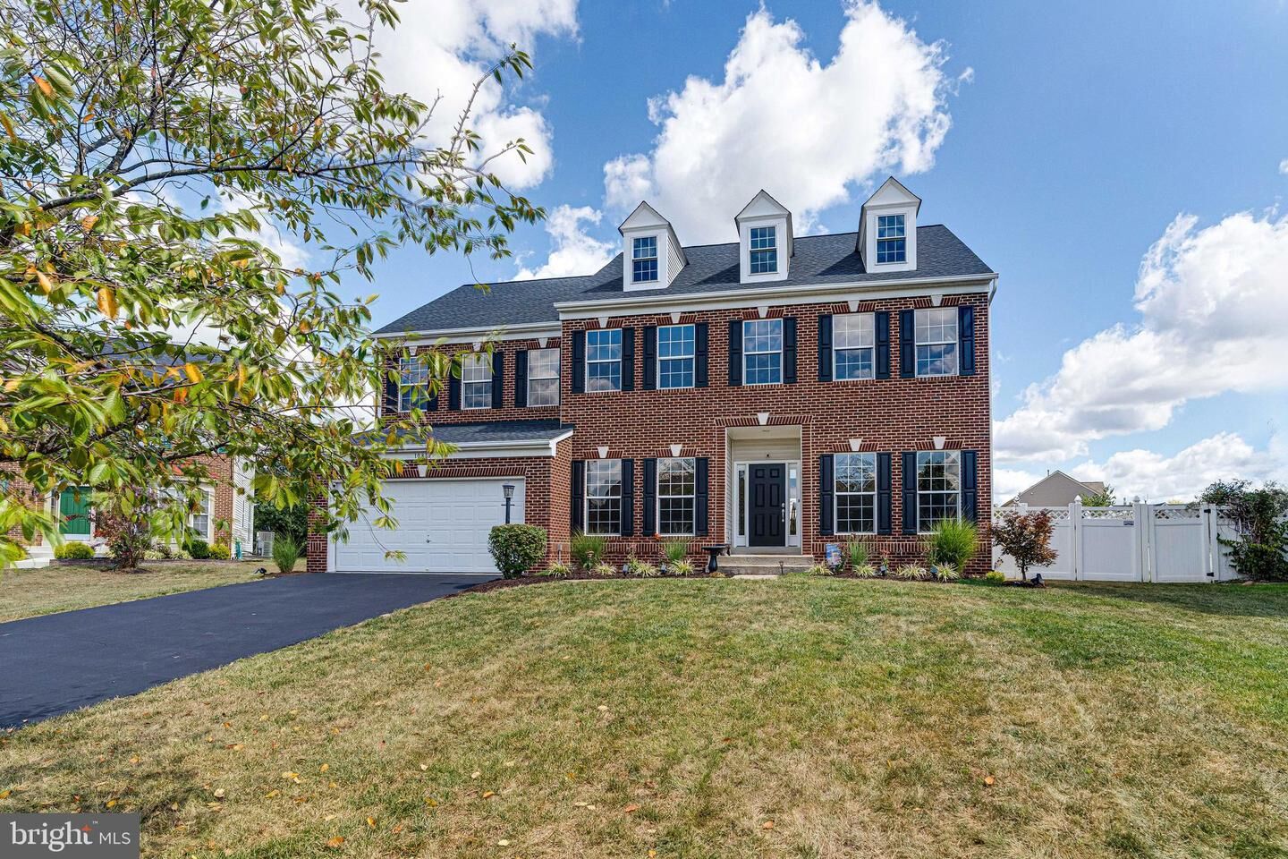 Property Photo:  10816 Grimbert Court  VA 22712 