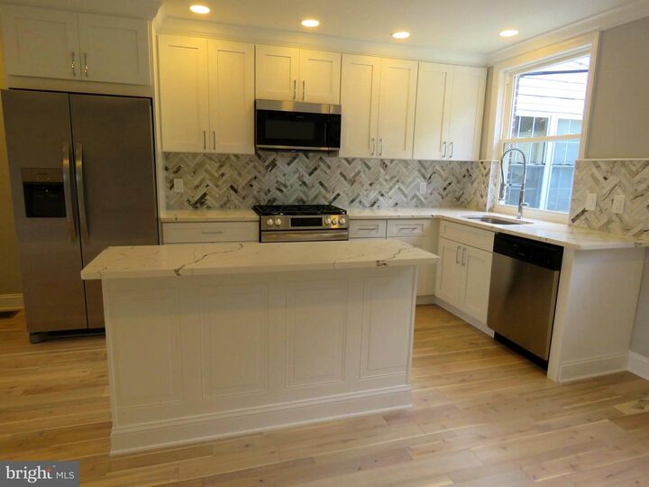 5418 Bingham Street  Philadelphia PA 19120 photo