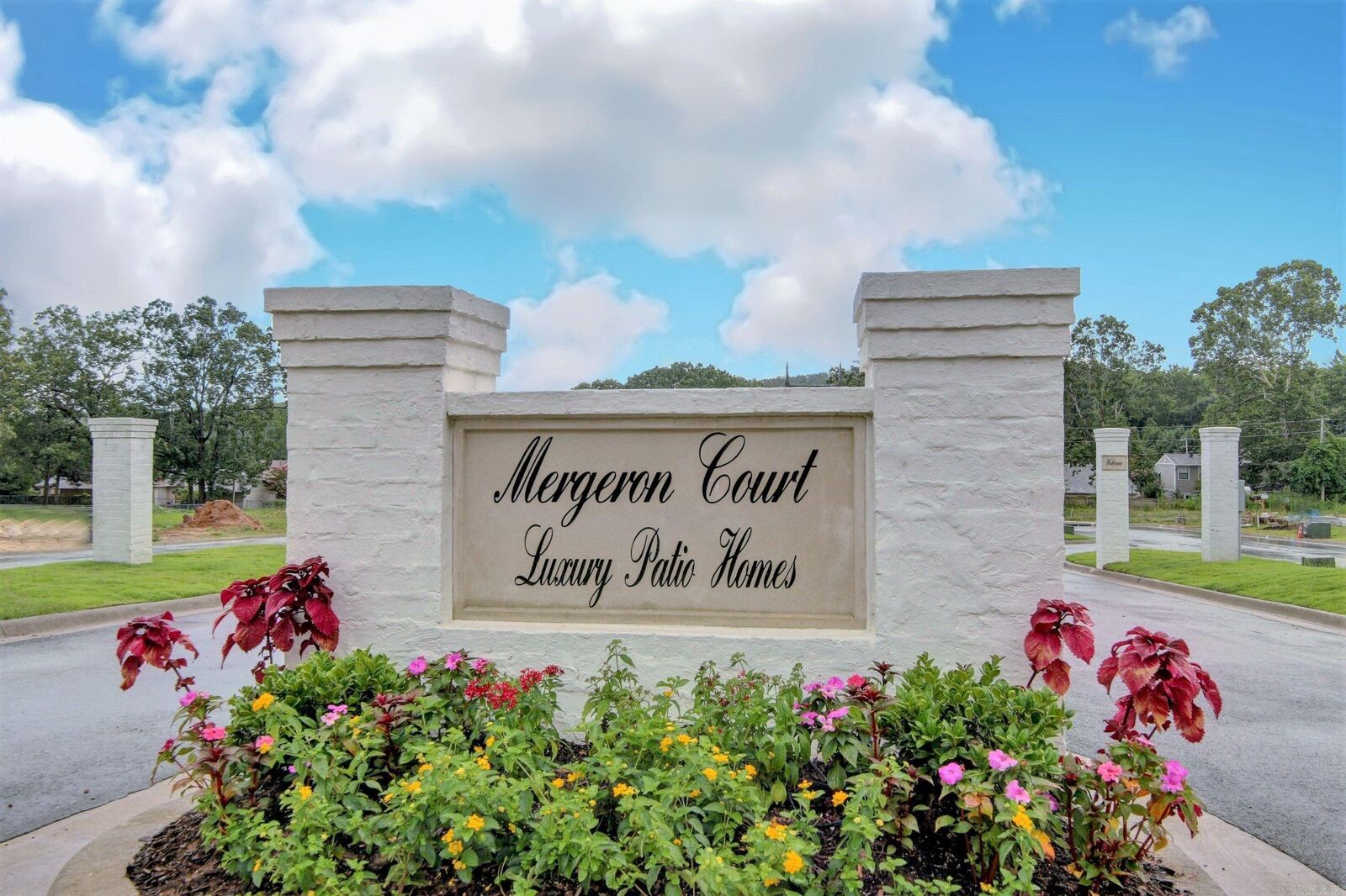 Property Photo:  104 Mergeron Court  AR 72212 