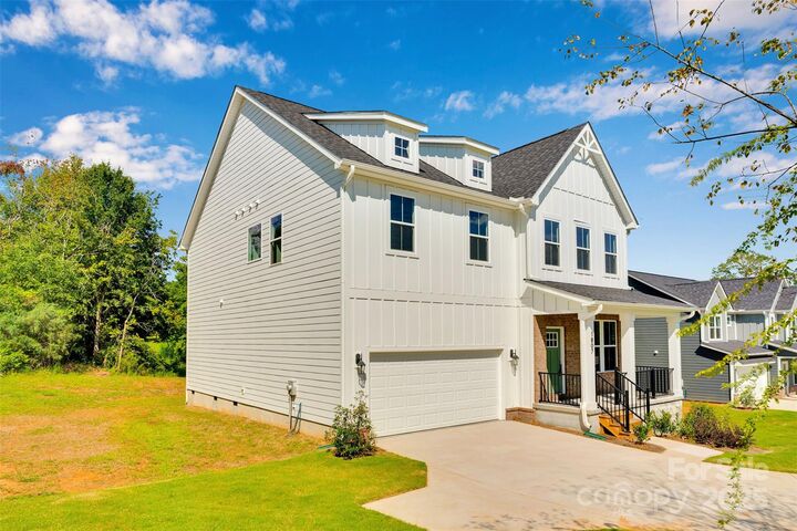 Property Photo:  1807 Country Club Road 2  NC 28092 