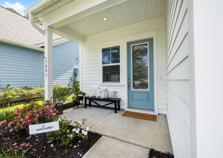 Property Photo:  5005 Conestoga Drive  SC 29410 