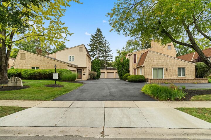 Property Photo: 4371 Latin Lane OH 43220