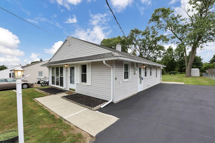 2837 Lowell Drive  Columbus OH 43204 photo
