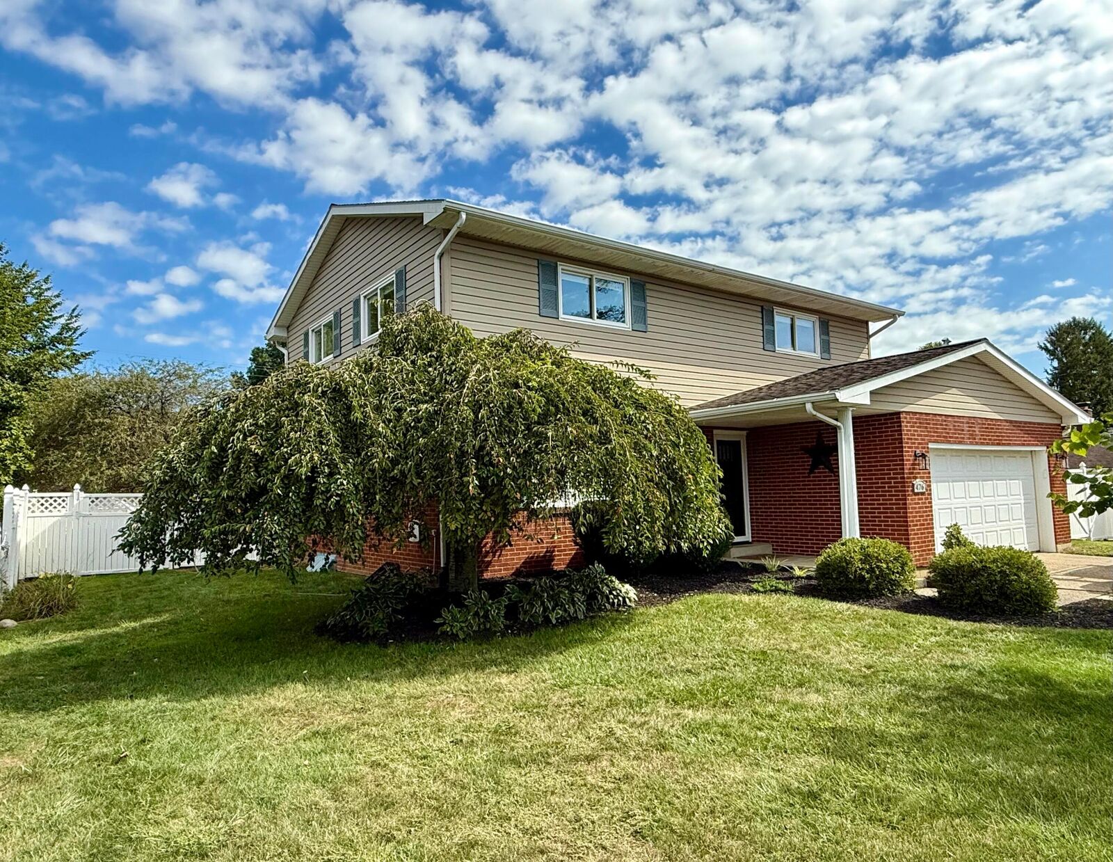 Property Photo: 476 Jefferson Road OH 43055
