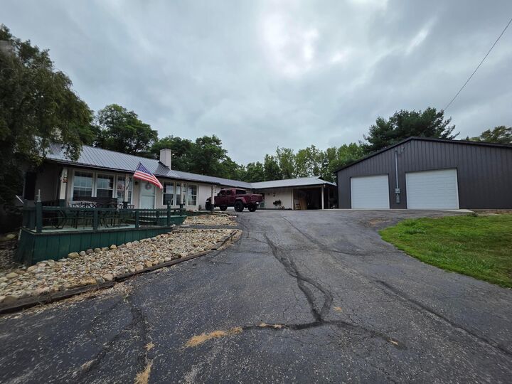 Property Photo: 6726 County Road 22 OH 43019