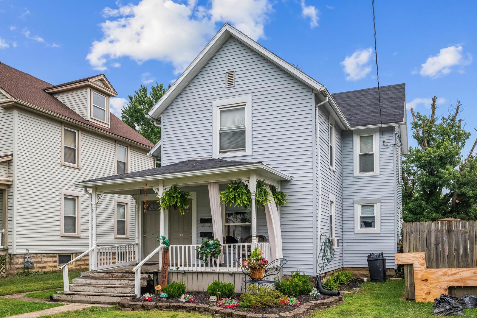 Property Photo: 240 S Seffner Avenue OH 43302
