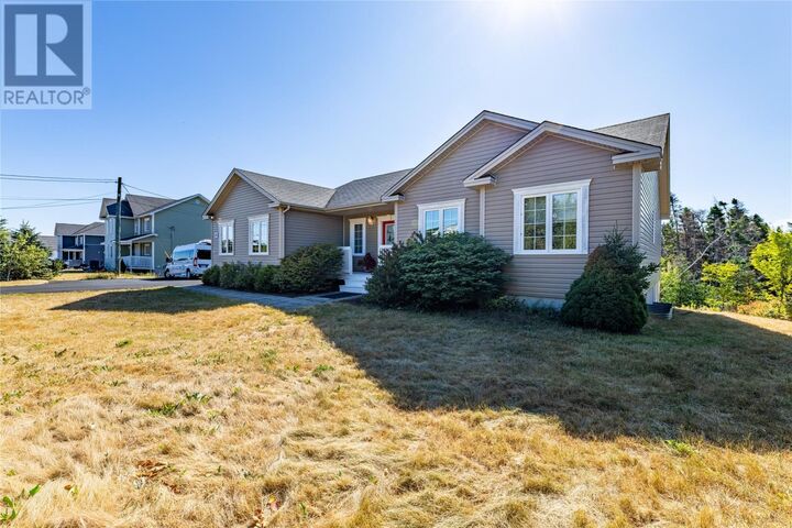 Photo de la propriété: 15 Cherrywood Drive NL A1K 0B5