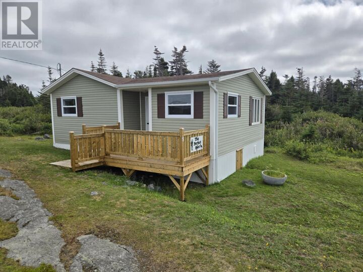 Property Photo:  8 Main Road Road  NL A0G 4H0 