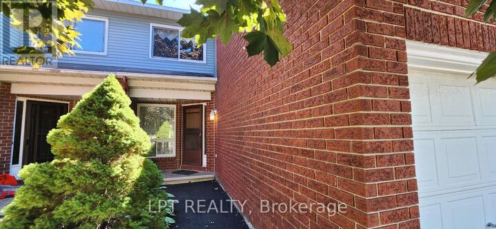 Property Photo: 148 Pickwick Drive ON K2J 3C8