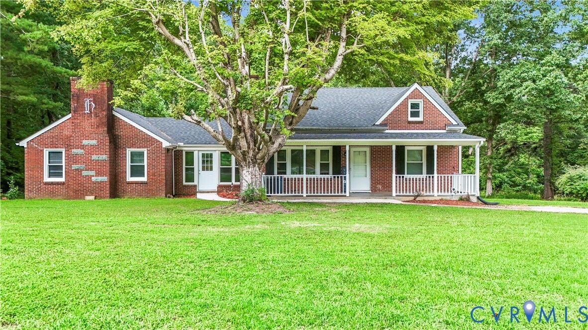 Property Photo: 101 Poorhouse Lane VA 23937