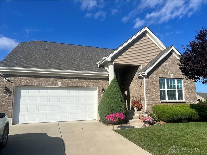 Property Photo: 1678 Sunset Canyon Court OH 45324