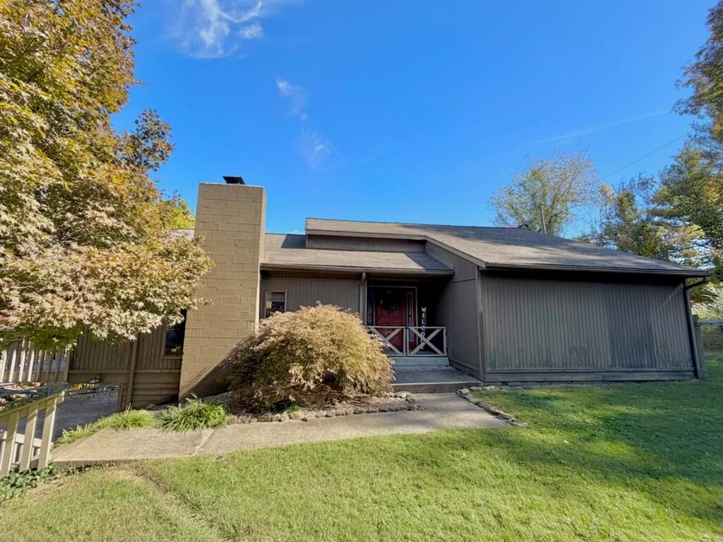 Property Photo: 146 Hale Road KY 41635