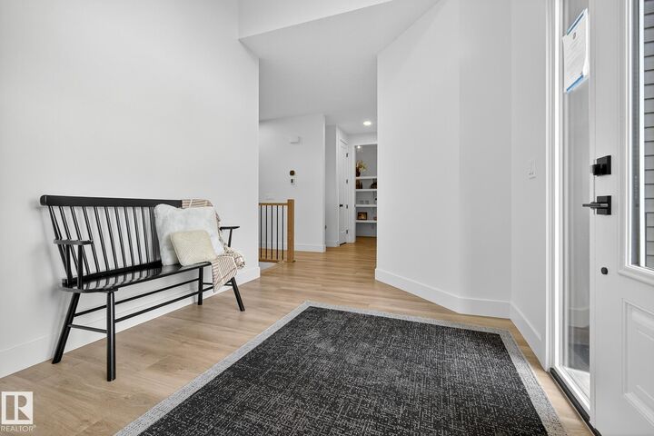 Property Photo: 3 Sydwyck Circle AB T7X 0A0