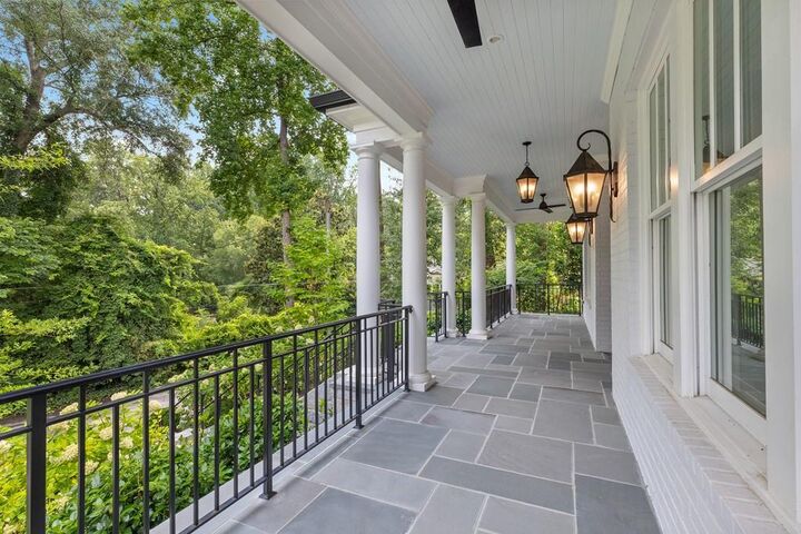 Property Photo:  18 Polo Drive NE  GA 30309 