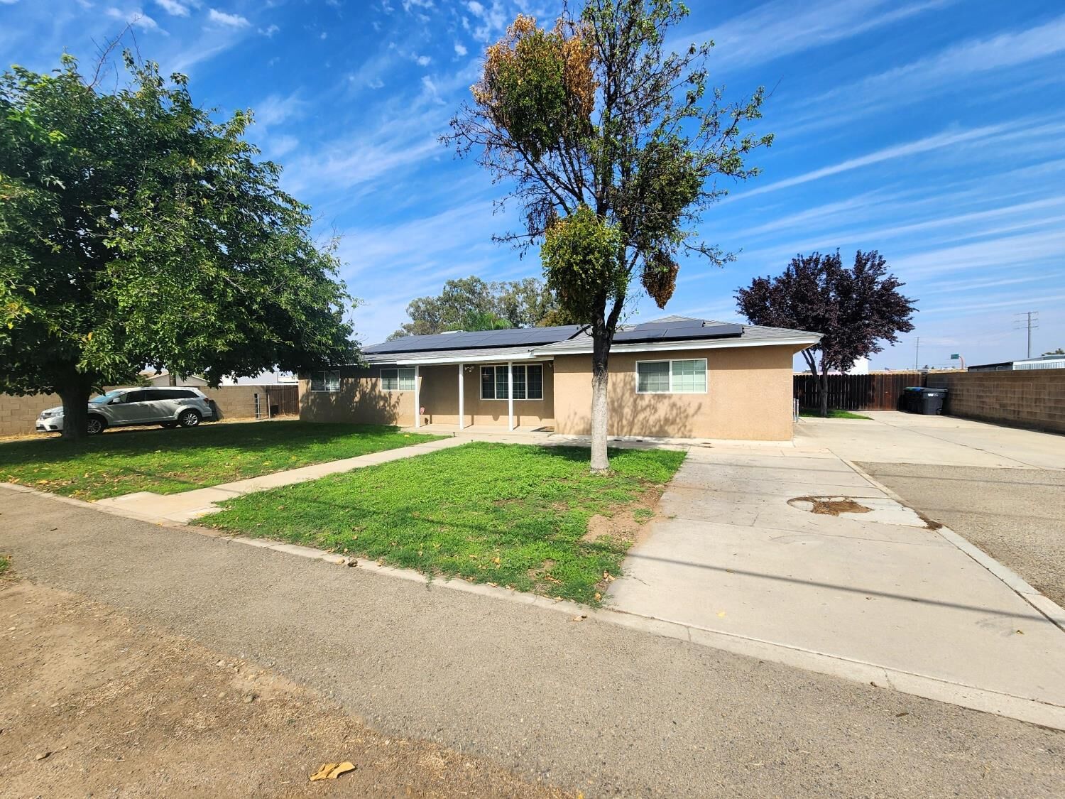 Property Photo:  5771 Belmont Avenue  CA 93727