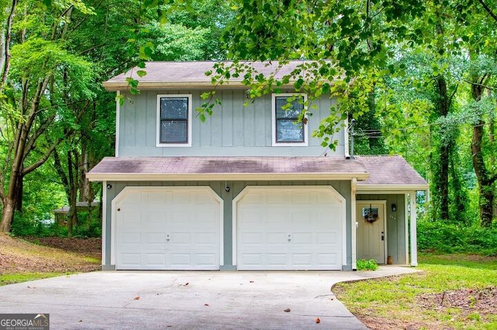 Property Photo: 114 Claire Drive GA 30116
